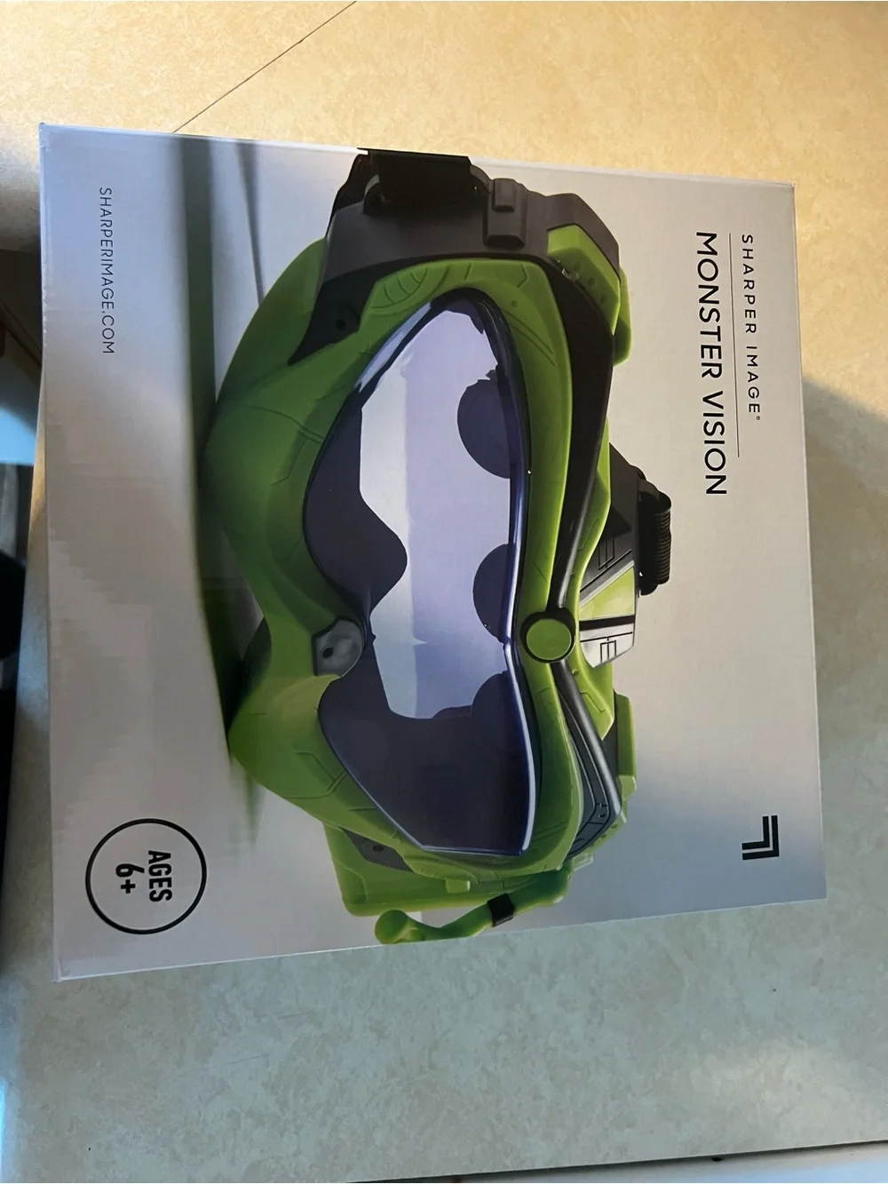 Sharper Image Monster Vision VR Goggles in Green and Black